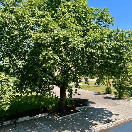 Aμvrosia Square - Free Wifi, Smart Tv, 2' λεπτά από την παραλία *